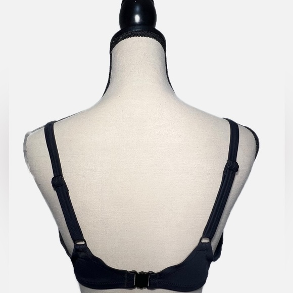 Dorina Fiji Black Seamless Smooth Bikini Top Silver Hardware Womens size 38D - Picture 4 of 9